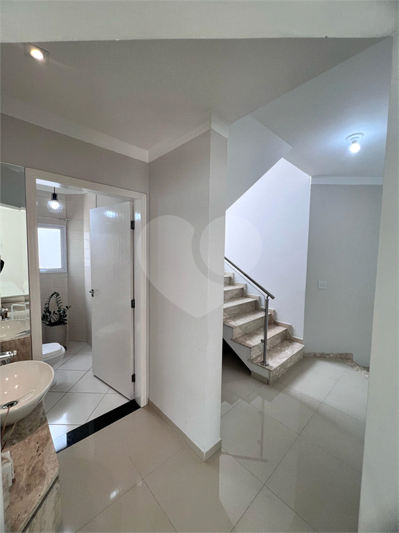 SOBRADO em CONVÍVIO RESIDENCIAL SANTANA