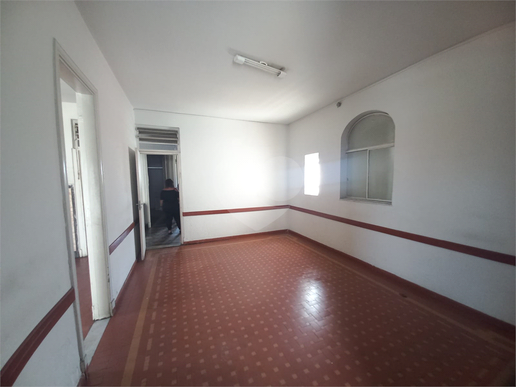 PRÉDIO INTEIRO em SACOMÃ