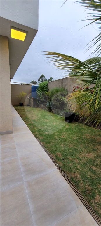 SOBRADO em SANTANA DE PARNAÍBA