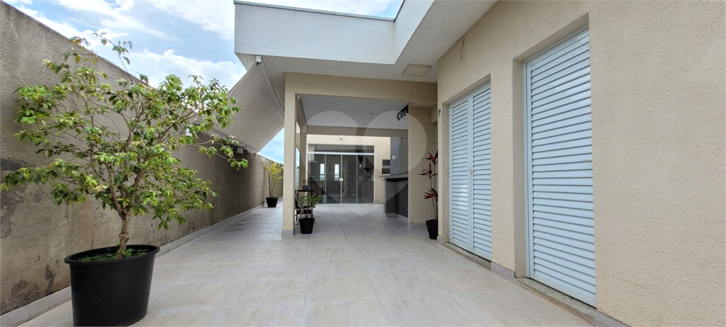 SOBRADO em SANTANA DE PARNAÍBA