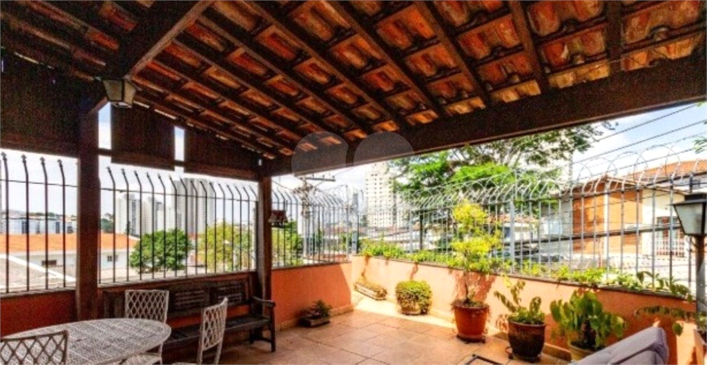 SOBRADO em VILA MASCOTE