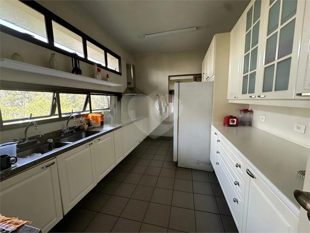 APARTAMENTO em MORUMBI