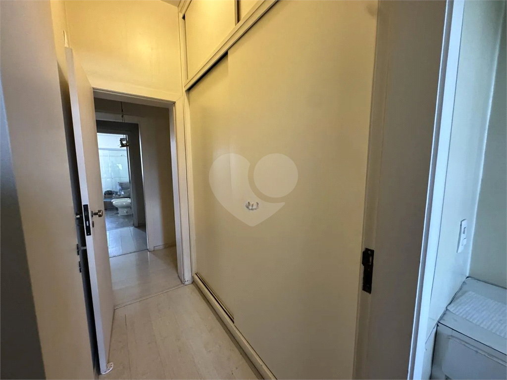 APARTAMENTO em MORUMBI
