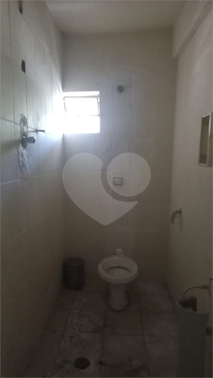 PRÉDIO INTEIRO em LIMÃO