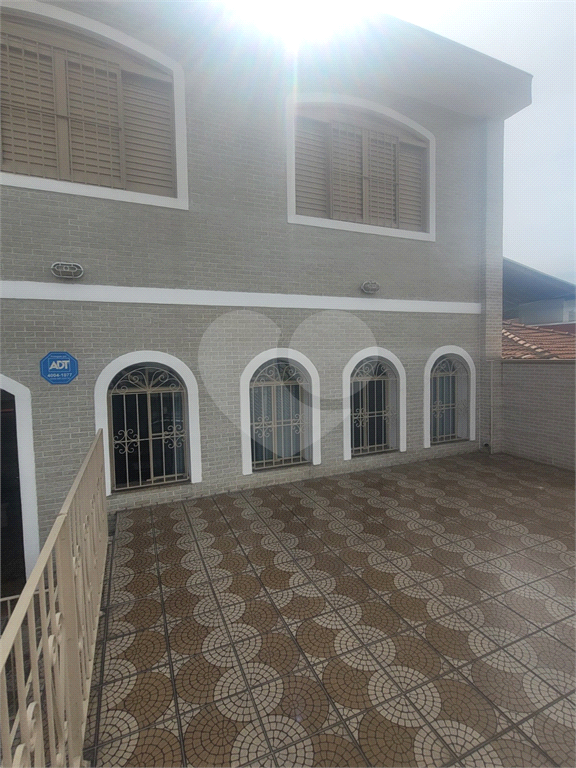 Sobrado à venda na Vila Gustavo