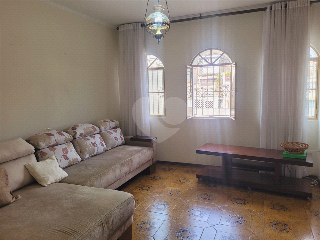 Sobrado à venda na Vila Gustavo