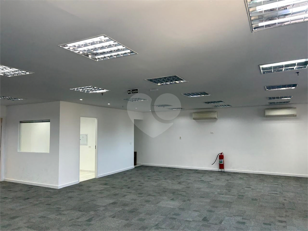 Sala Comercial VIlla Lobos Office 