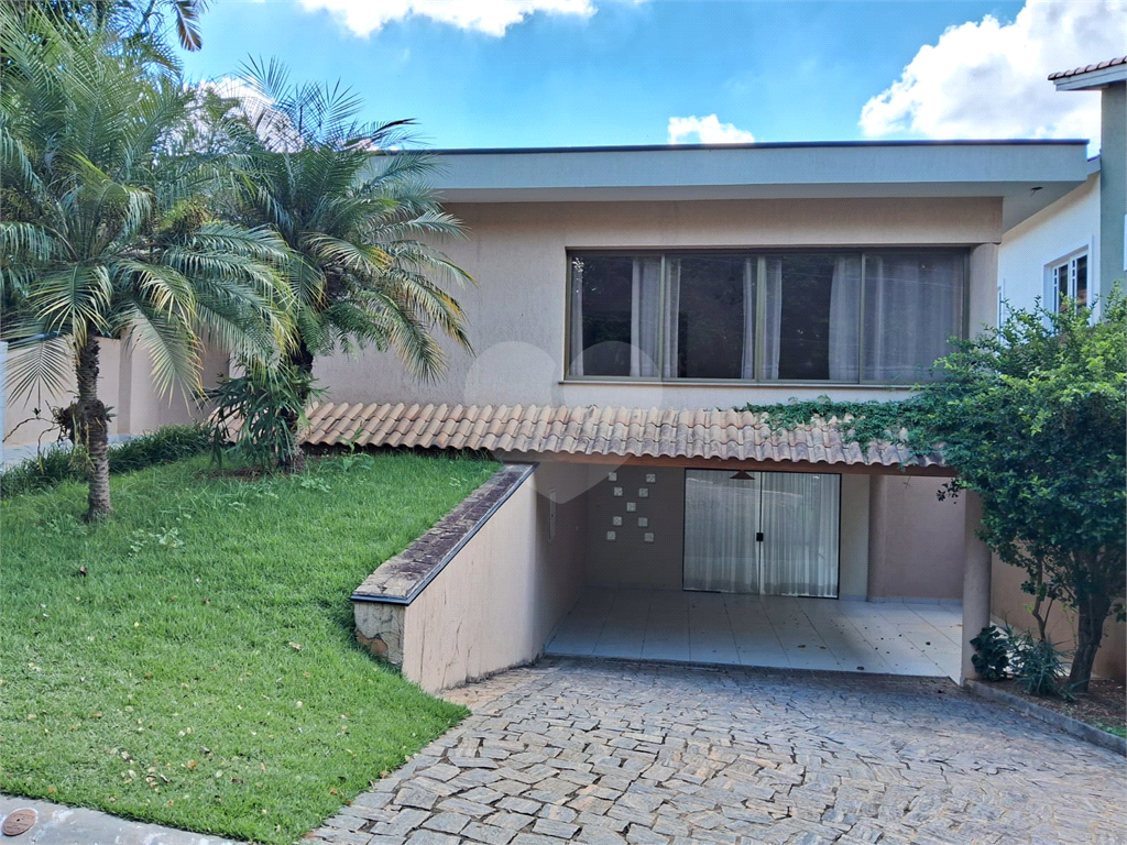 CASA TÉRREA em ALPHAVILLE