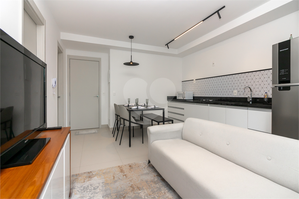 APARTAMENTO NOVO 1 DORM MOBILIADO À VENDA NA SAÚDE