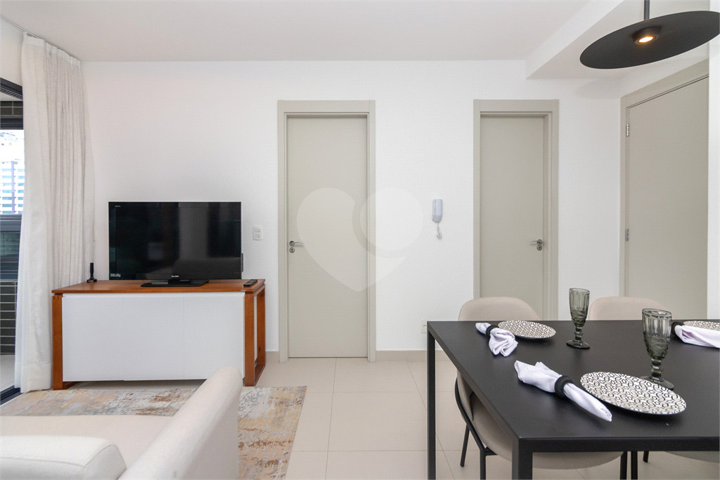 APARTAMENTO NOVO 1 DORM MOBILIADO À VENDA NA SAÚDE