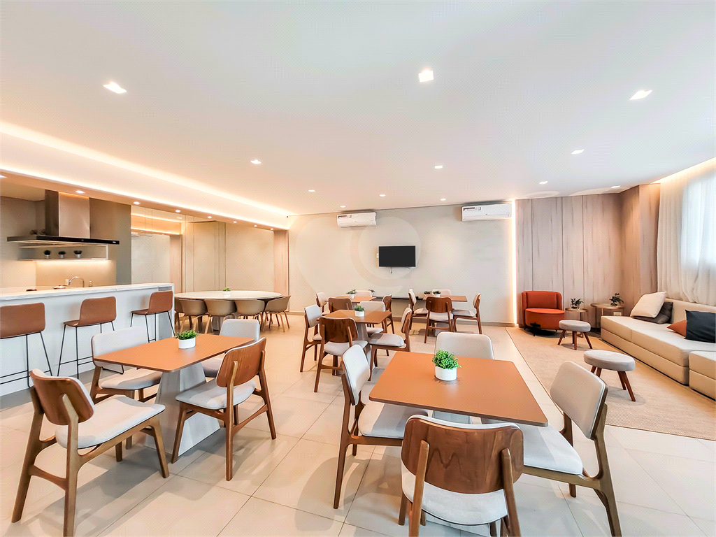 APARTAMENTO NOVO 1 DORM MOBILIADO À VENDA NA SAÚDE