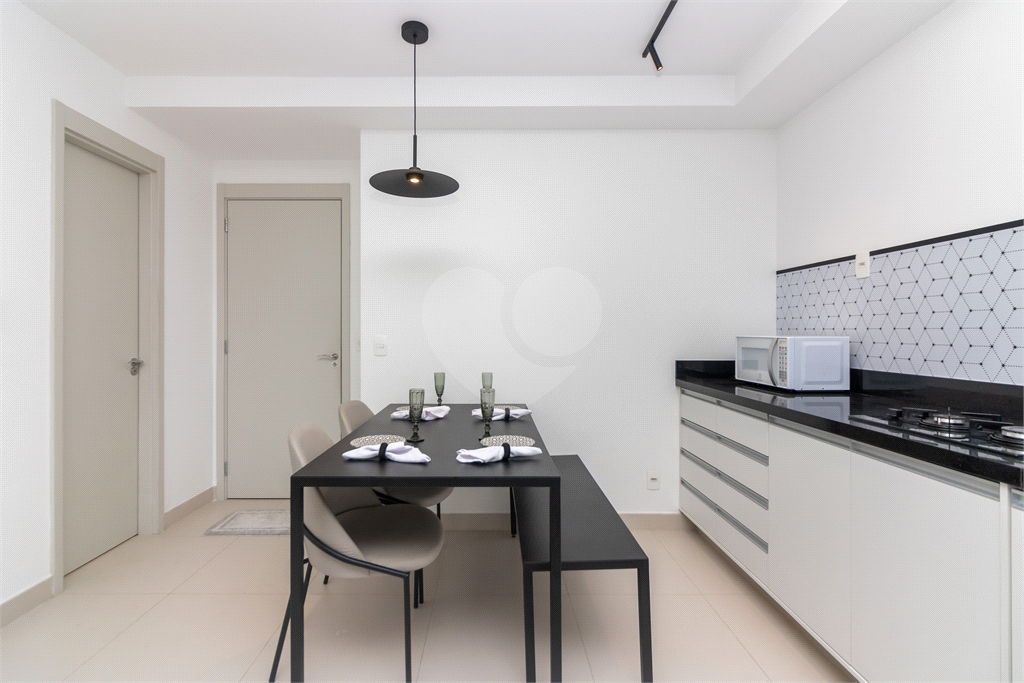 APARTAMENTO NOVO 1 DORM MOBILIADO À VENDA NA SAÚDE
