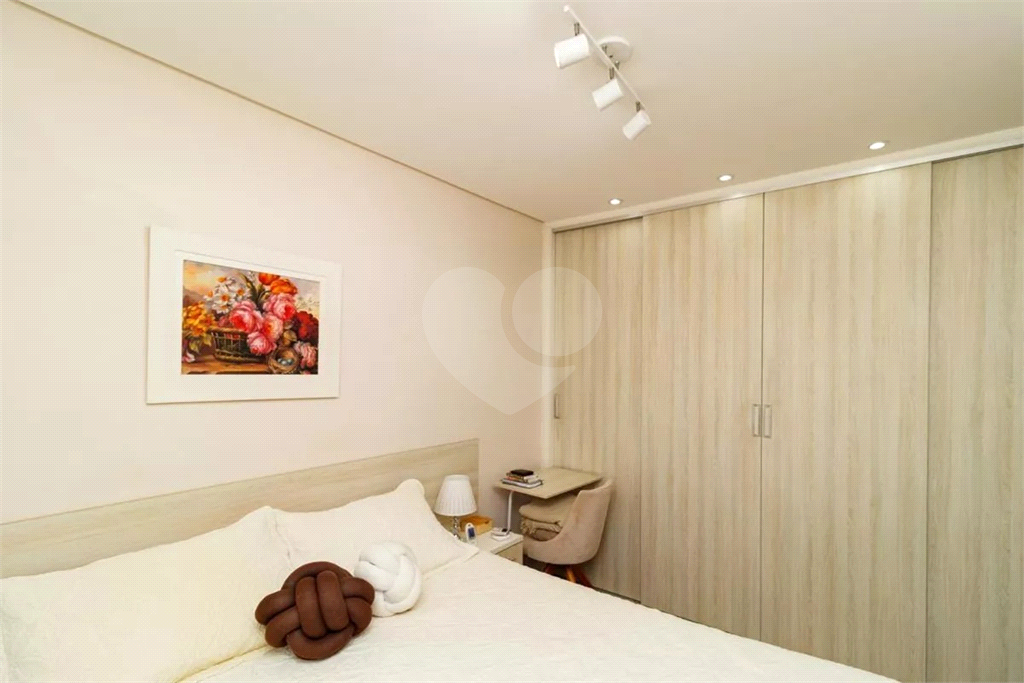 APARTAMENTO em JAÇANÃ