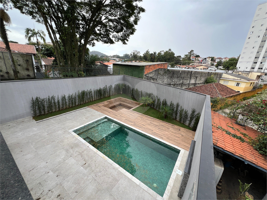 Oportunidade Incrivel !! Nova Casa Térrea Assobradada no  Jd. Floresta  