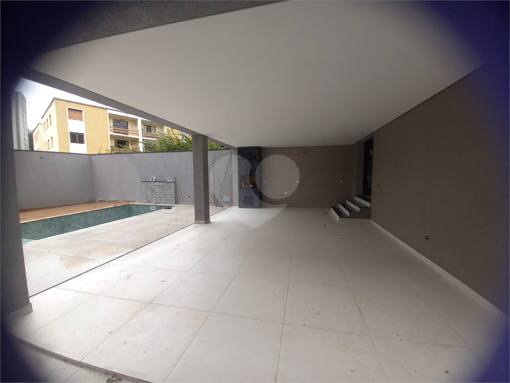 Casa Térrea Nova Alto Padrão Jd. Floresta  Com 395m² de conforto e sofisticação!