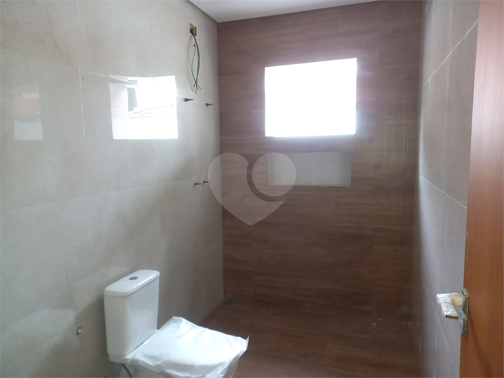 Casa Térrea Nova Alto Padrão Jd. Floresta  Com 395m² de conforto e sofisticação!