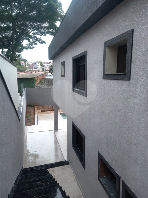 Casa Térrea Nova Alto Padrão Jd. Floresta  Com 395m² de conforto e sofisticação!