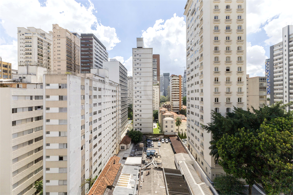 APARTAMENTO À VENDA COM 1 SUÍTE - 1 VAGA NO JARDIM AMÉRICA