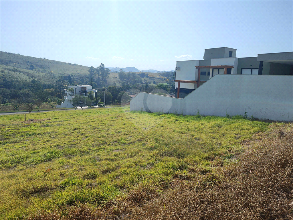 TERRENO DE ALTO PADRAO