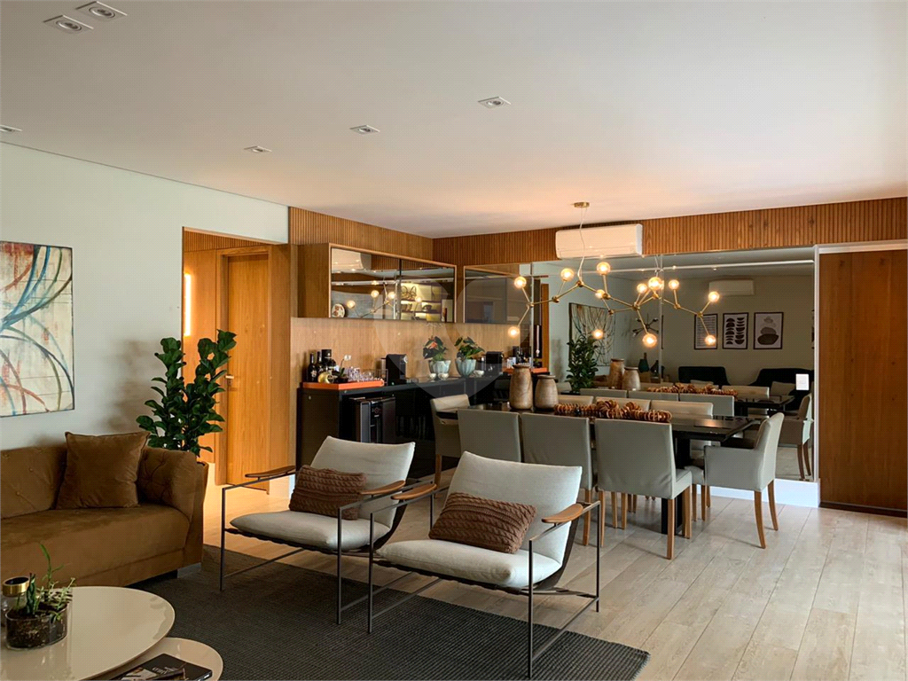 APARTAMENTO em SANTANA