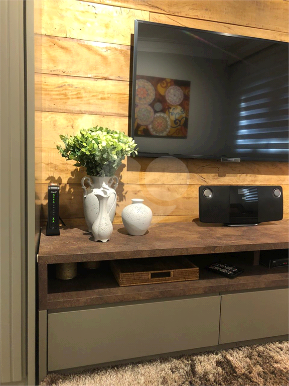 APARTAMENTO em SANTANA