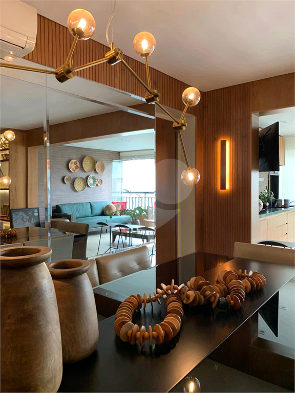 APARTAMENTO em SANTANA