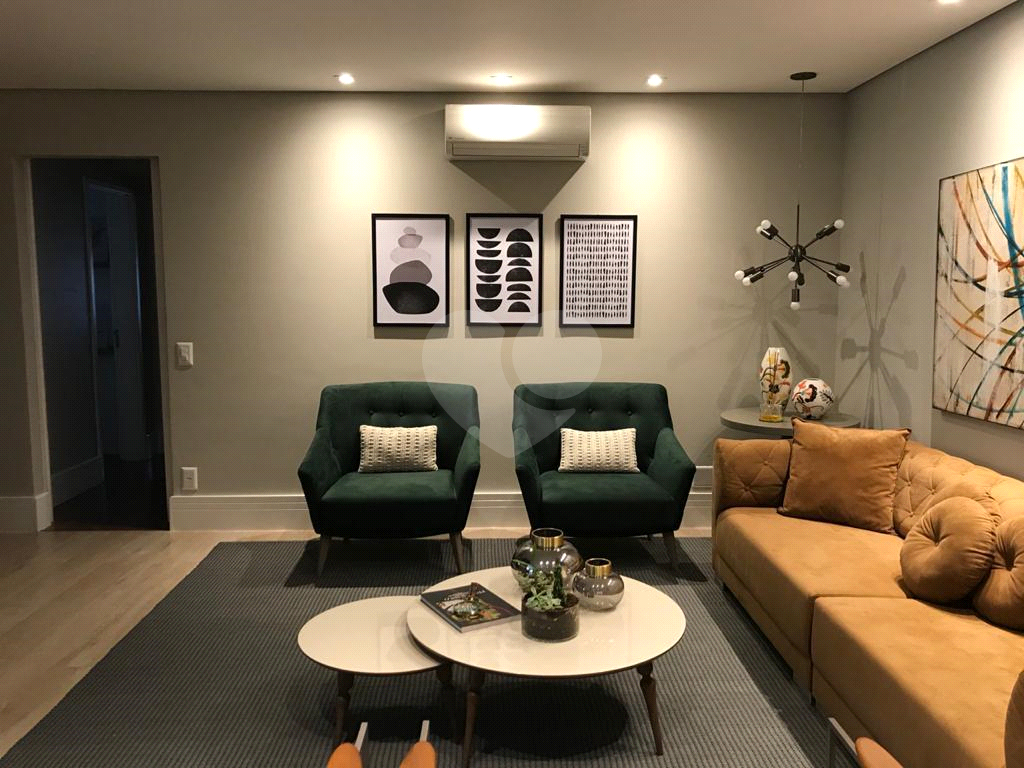 APARTAMENTO em SANTANA
