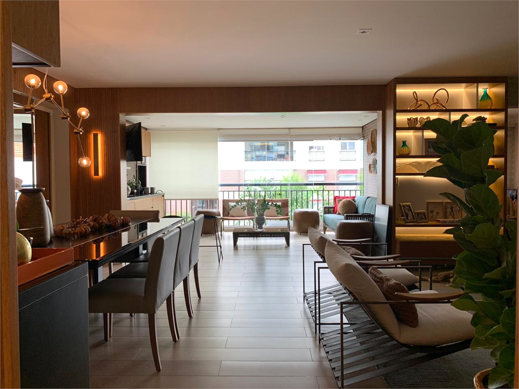 APARTAMENTO em SANTANA