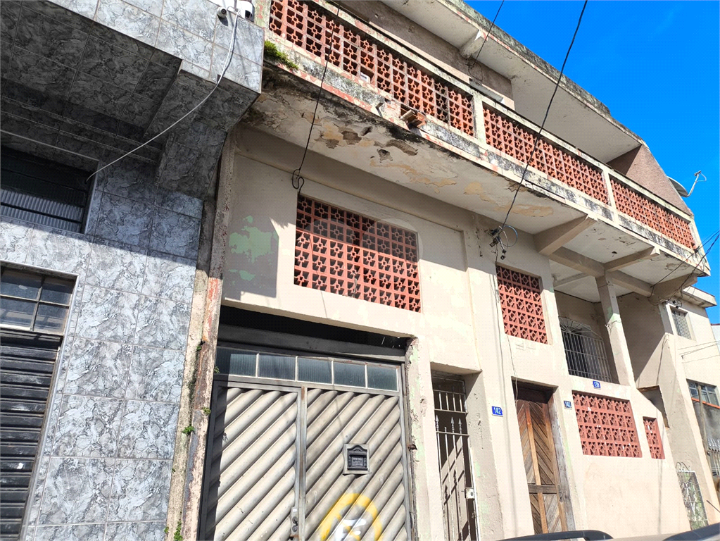 Vende-se 3 Casas no Mesmo Terreno 169m² Vila Medeiros