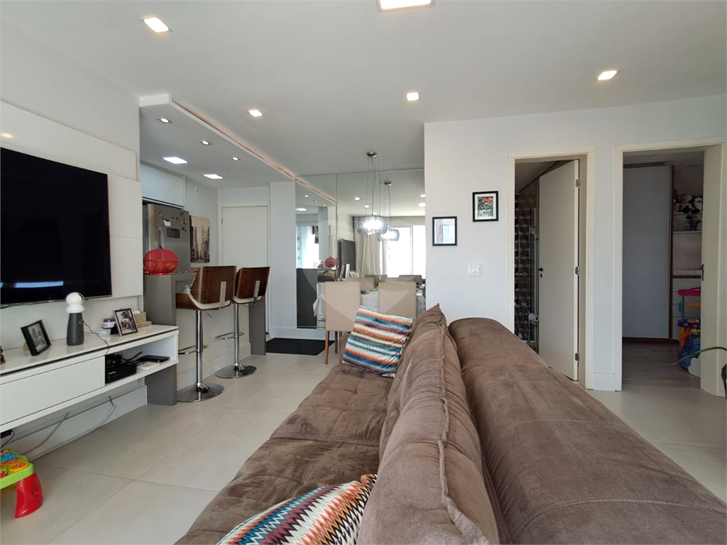 Imóvel 70m² andar alto, sala de estar cozinhaintegrada, sala de jantar varanda e lazer completo LAPA