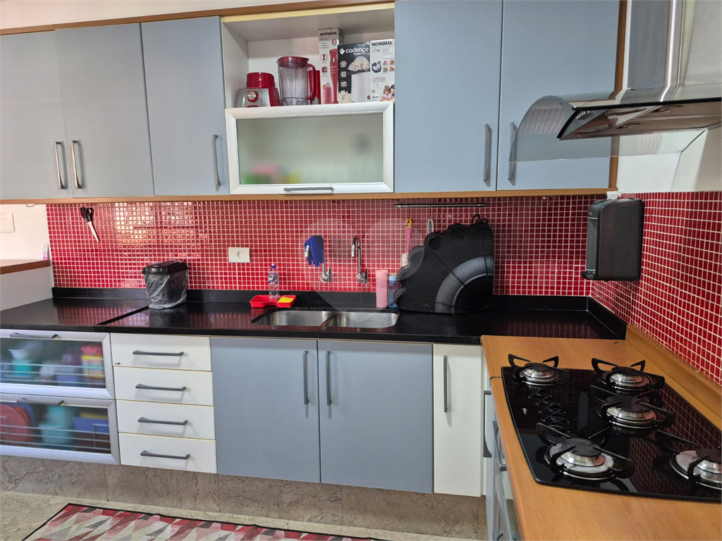APARTAMENTO em SANTANA