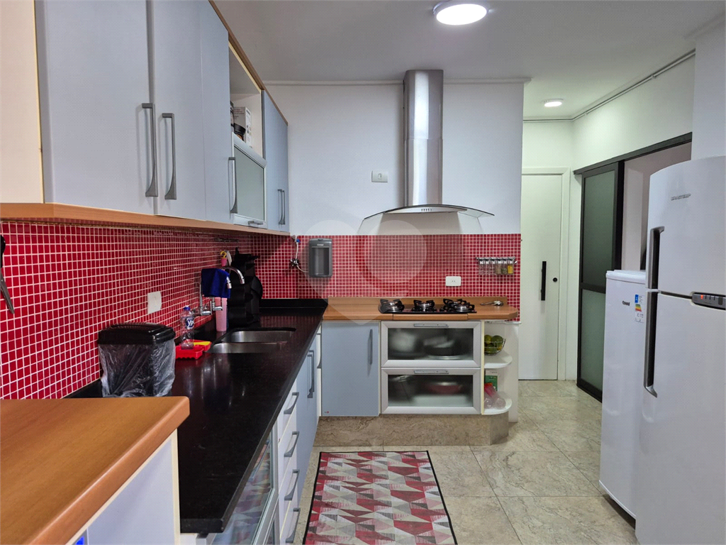 APARTAMENTO em SANTANA