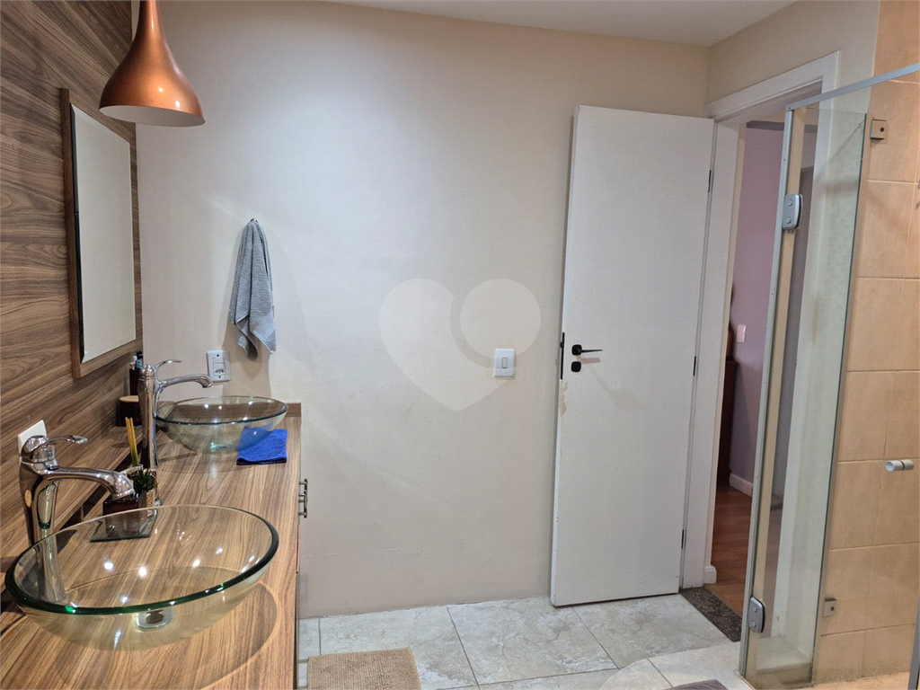 APARTAMENTO em SANTANA