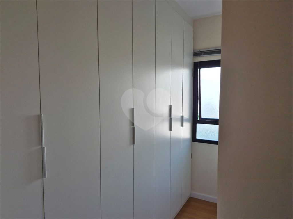APARTAMENTO em SANTANA
