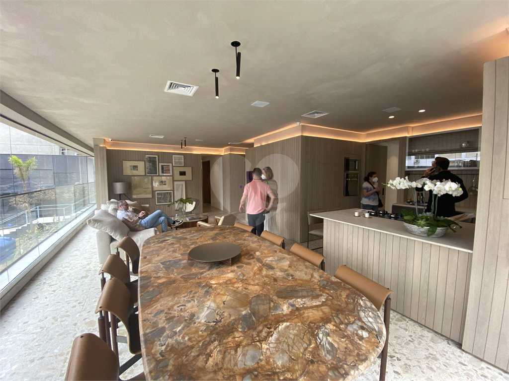 Exclusivo nos Jardins: Alto Padrão com 145m² e Lazer Completo