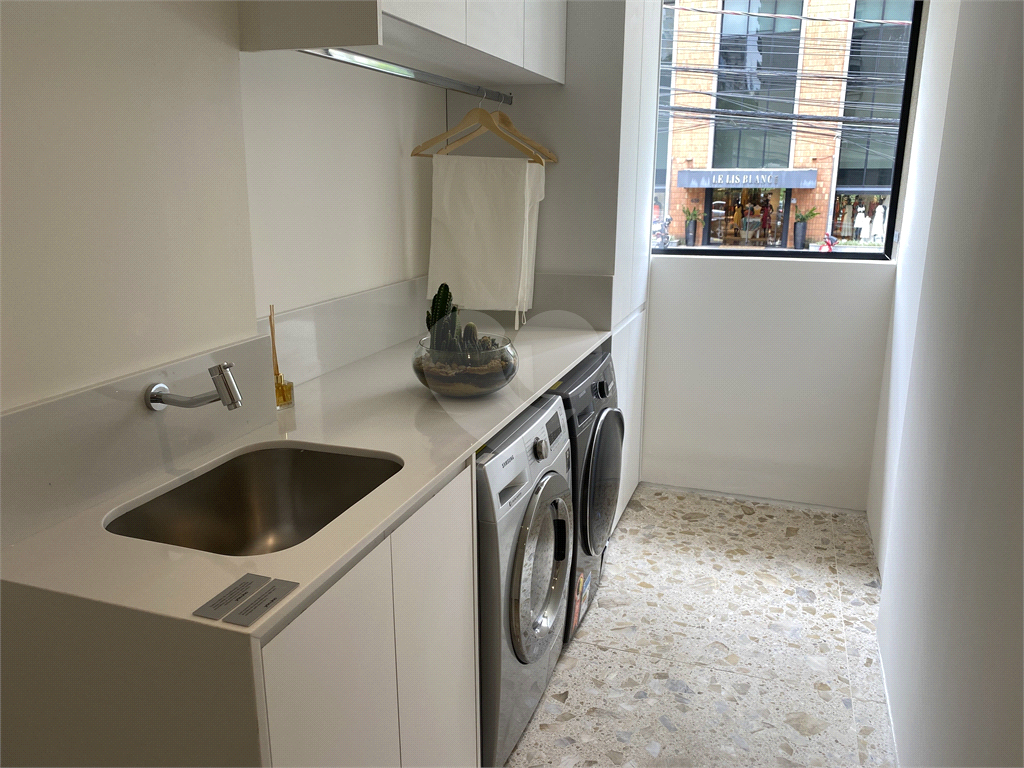 Exclusivo nos Jardins: Alto Padrão com 145m² e Lazer Completo