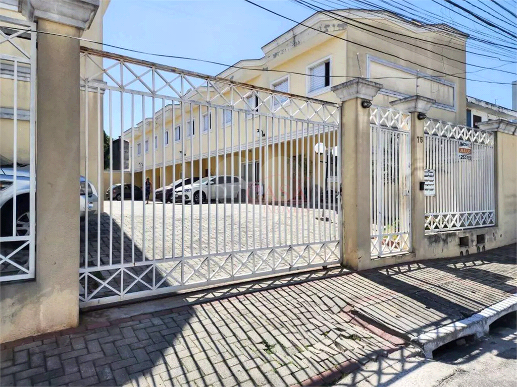 Sobrado em condomínio fechado na Vila Matilde