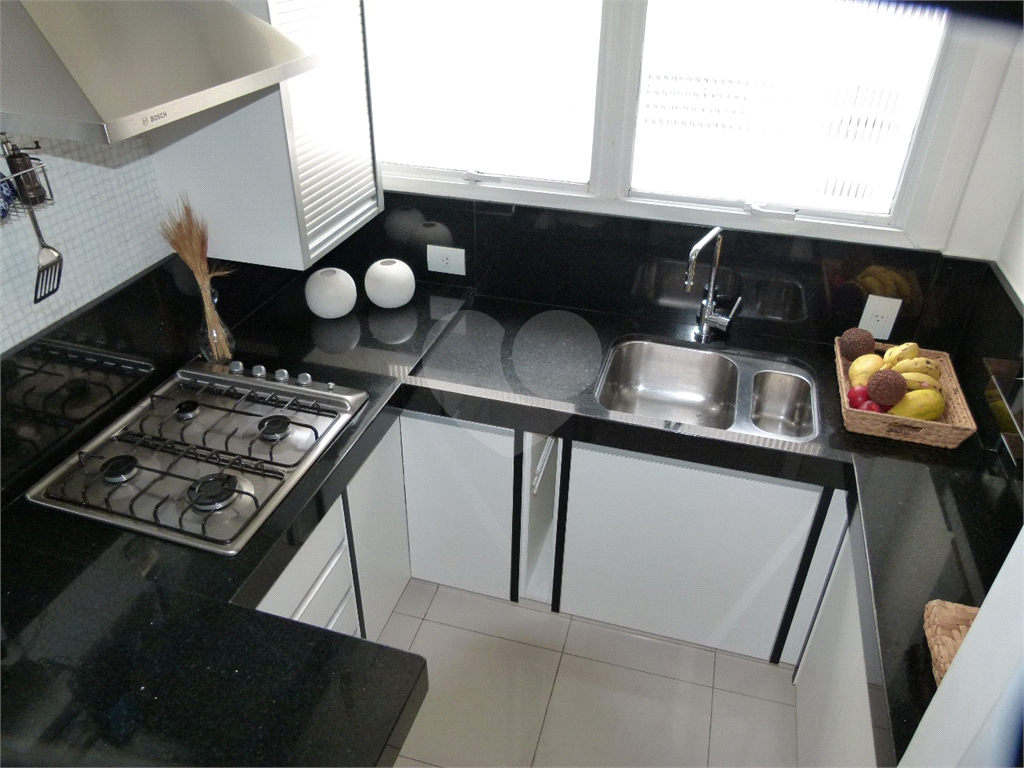 Cobertura Duplex com 126,metros quadrados próximo ao Shopping Pátio Paulista.