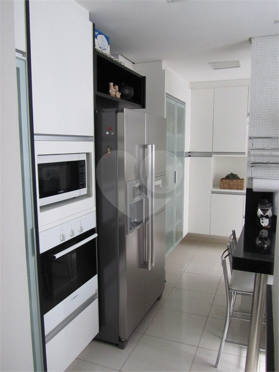 Cobertura Duplex com 126,metros quadrados próximo ao Shopping Pátio Paulista.