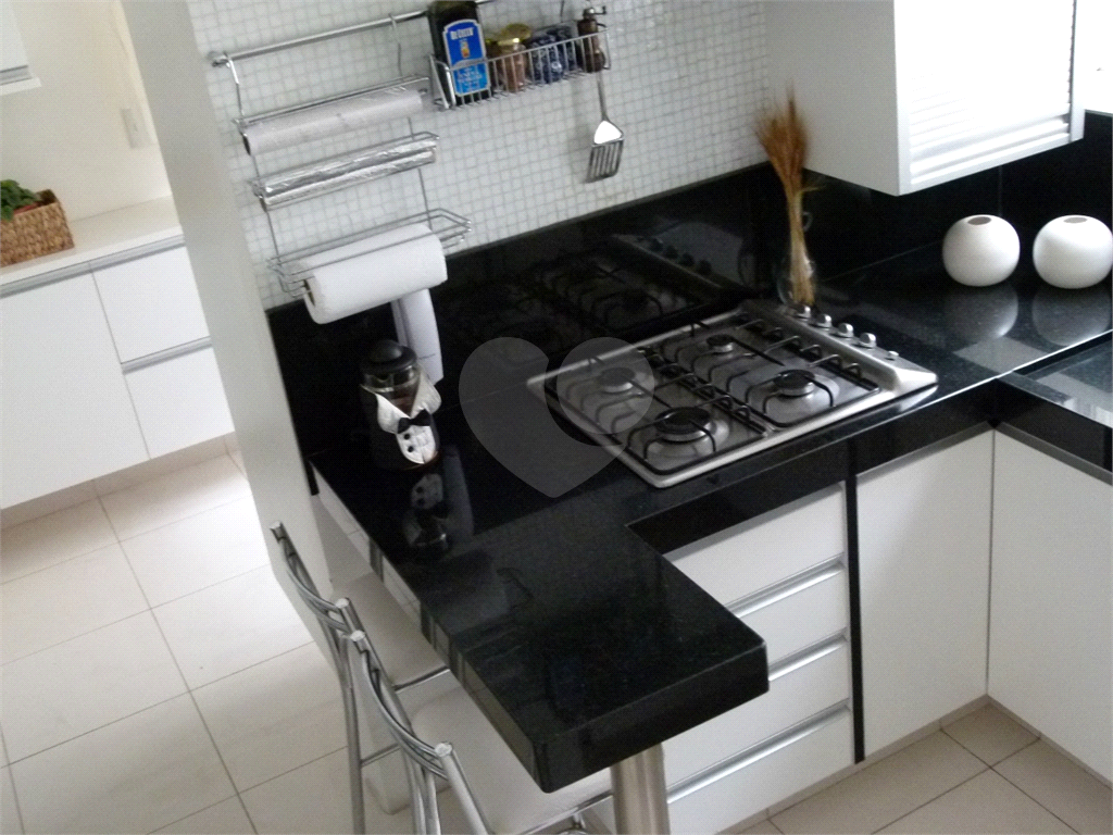 Cobertura Duplex com 126,metros quadrados próximo ao Shopping Pátio Paulista.