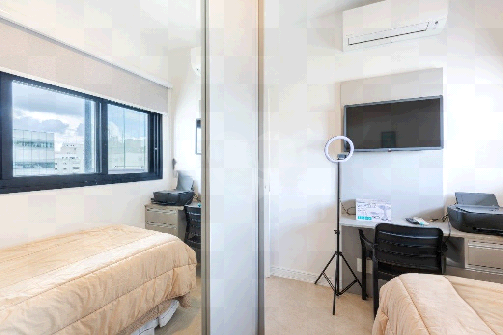 Venda de Apartamento 118M² em Pinheiros | 3 Dormitório, 1 Suíte, 3 vagas