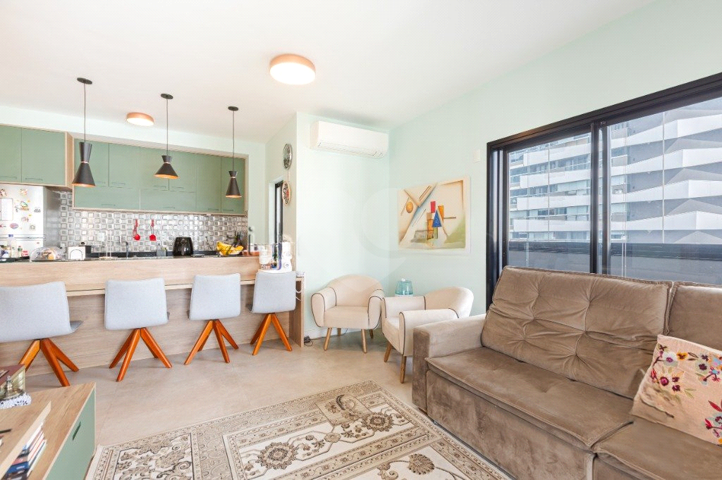 Venda de Apartamento 118M² em Pinheiros | 3 Dormitório, 1 Suíte, 3 vagas