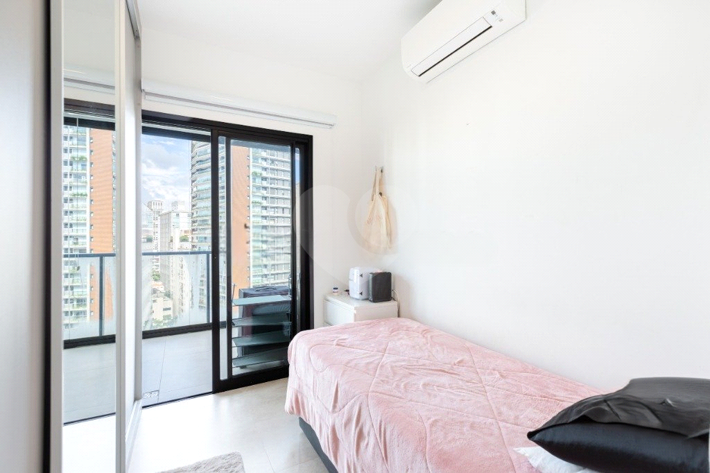 Venda de Apartamento 118M² em Pinheiros | 3 Dormitório, 1 Suíte, 3 vagas
