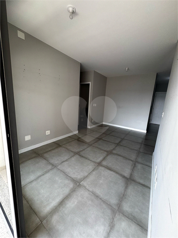  Apartamento Condomínio Setin Midtown Barra Funda 2 dormitórios (1 suíte), 2 Banheiros e 1 Vaga 