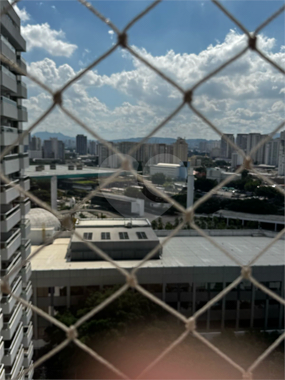  Apartamento Condomínio Setin Midtown Barra Funda 2 dormitórios (1 suíte), 2 Banheiros e 1 Vaga 
