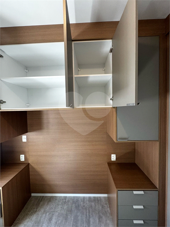  Apartamento Condomínio Setin Midtown Barra Funda 2 dormitórios (1 suíte), 2 Banheiros e 1 Vaga 