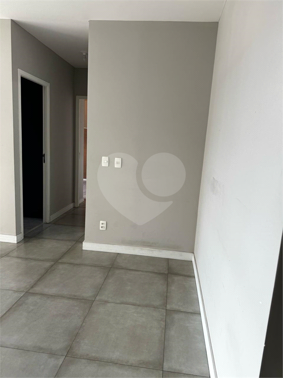  Apartamento Condomínio Setin Midtown Barra Funda 2 dormitórios (1 suíte), 2 Banheiros e 1 Vaga 