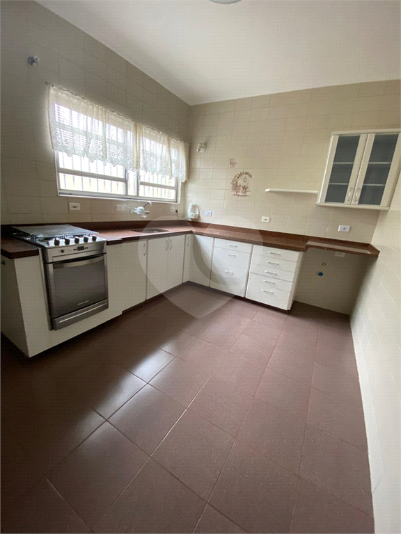 Casa a venda | 200m² | 3 Dormitórios (1 suite) 6 vagas de garagem na Vila Guilheerme