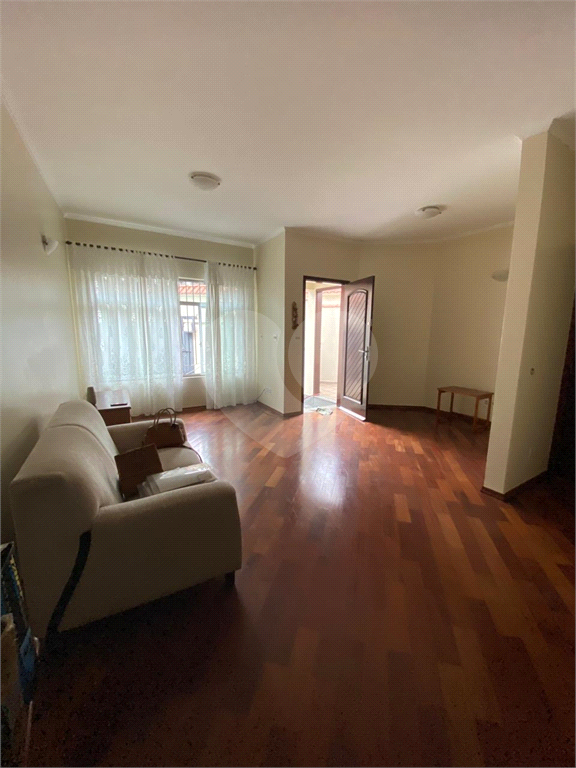 Casa a venda | 200m² | 3 Dormitórios (1 suite) 6 vagas de garagem na Vila Guilheerme