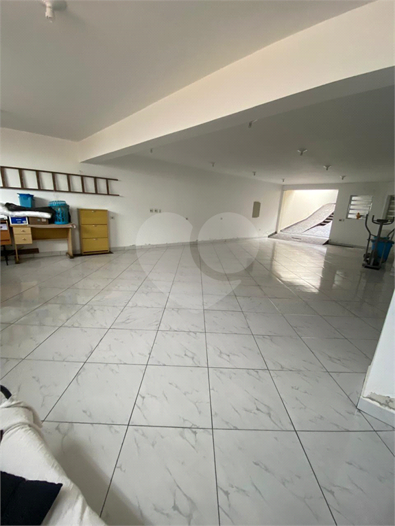 Casa a venda | 200m² | 3 Dormitórios (1 suite) 6 vagas de garagem na Vila Guilheerme